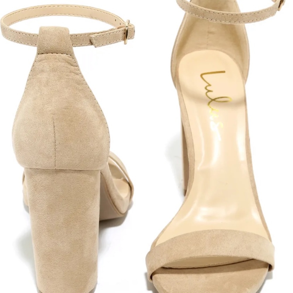 Lulu’s Taylor Natural Suede Block Heels